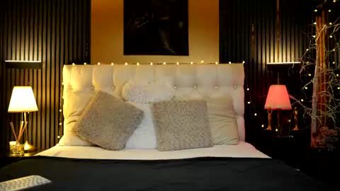LoretteLorena online show from 19, 6, 2026