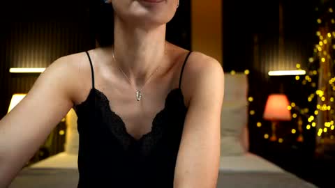 LoretteLorena online show from 4, 7, 2026