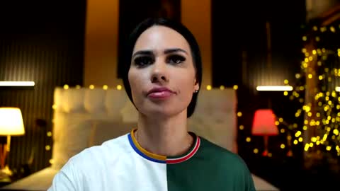 LoretteLorena online show from 20, 7, 2026