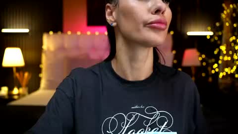 LoretteLorena online show from 26, 7, 2026