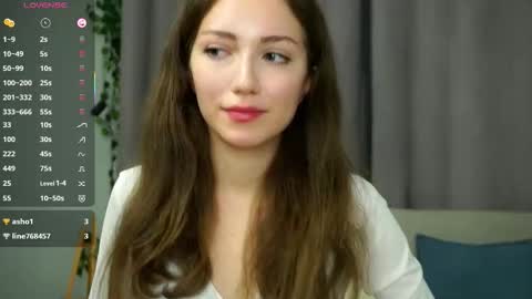 Naomi online show from 3, 10, 2025