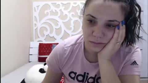 LorraGrey online show from 2, 2, 2025