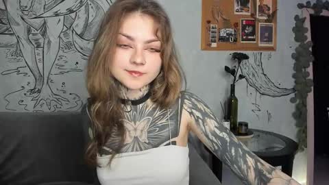 Snapshot of lostallice chatting on 23, 11, 2025 lostallice online show from 23, 11, 2025