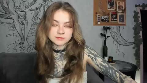 Snapshot of lostallice chatting on 14, 12, 2025 lostallice online show from 14, 12, 2025