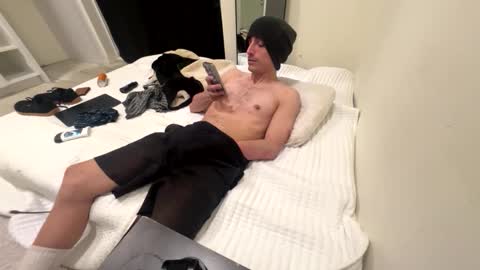 Snapshot of lostpuppyboy chatting on 15, 12, 2025 lostpuppyboy online show from 15, 12, 2025