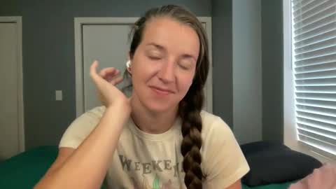 lothlori online show from 29, 4, 2026