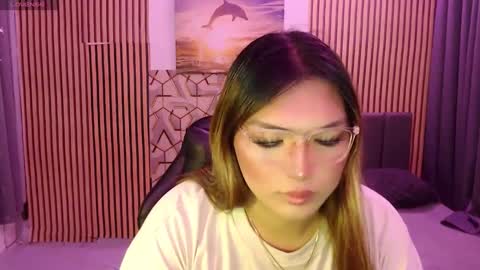 Snapshot of louheart chatting on 5, 1, 2025 Sweet online show from 5, 1, 2025