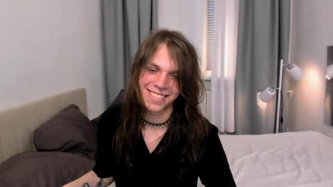 louis online show from 16, 4, 2026