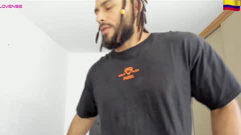 louis_marley_ online show from 17, 12, 2024