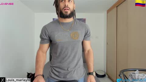 louis_marley_ online show from 5, 1, 2025