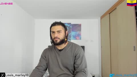 louis_marley_ online show from 6, 1, 2025