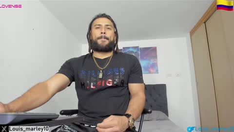 louis_marley_ online show from 4, 2, 2025