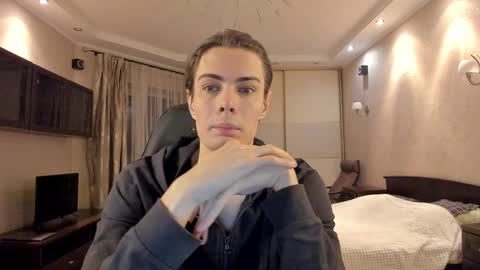 Snapshot of louis_preston chatting on 16, 2, 2025 Mark online show from 16, 2, 2025