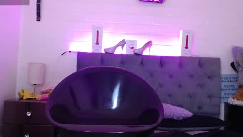  LouIse  online show from 14, 1, 2025