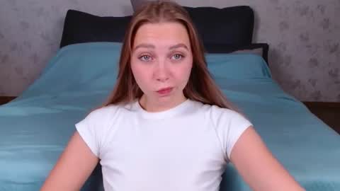 love bella  online show from 22, 7, 2026