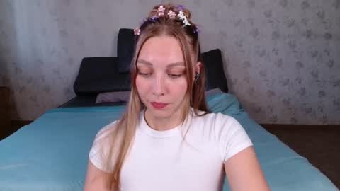 love bella  online show from 23, 7, 2026