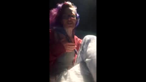 love_blooms online show from 4, 3, 2026