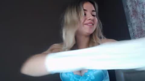 Megane online show from 9, 3, 2026