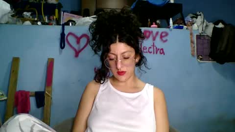 love_electra online show from 2, 10, 2025