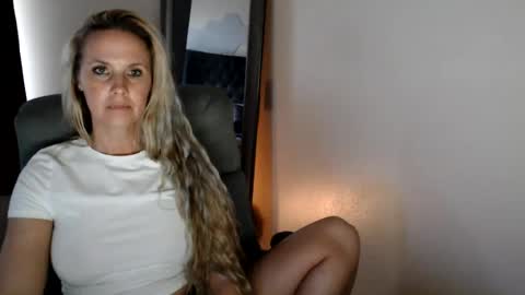 LoVe On  online show from 15, 7, 2026