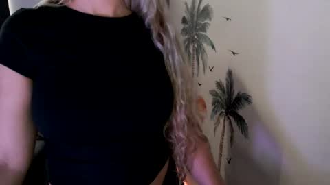 LoVe On  online show from 30, 7, 2026