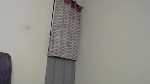 Snapshot of love_piahh chatting on 2, 10, 2025 piah online show from 2, 10, 2025