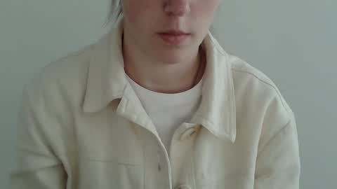 Vivian online show from 12, 11, 2025