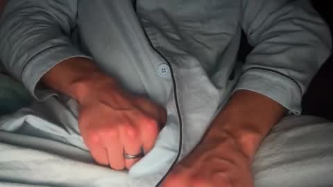 lovecoquin online show from 3, 10, 2025