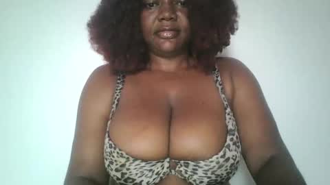 mila online show from 8, 10, 2025