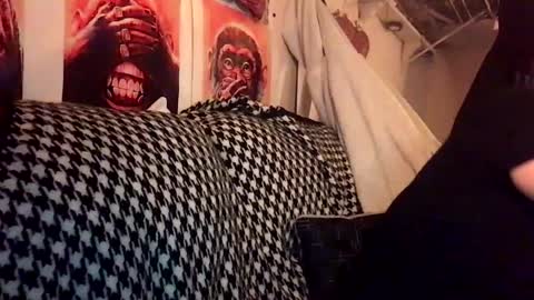 Ashley and Leon online show from 28, 1, 2025