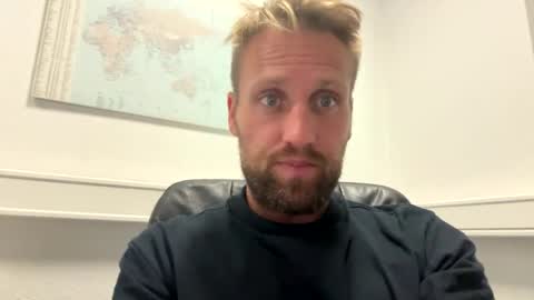 Snapshot of lovefuesse chatting on 15, 9, 2025 lovefuesse online show from 15, 9, 2025