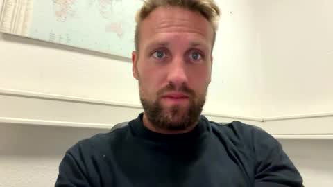 Snapshot of lovefuesse chatting on 16, 9, 2025 lovefuesse online show from 16, 9, 2025