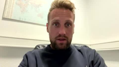 Snapshot of lovefuesse chatting on 9, 10, 2025 lovefuesse online show from 9, 10, 2025