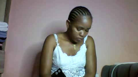Snapshot of lovegal335 chatting on 4, 7, 2026 lovegal335 online show from 4, 7, 2026