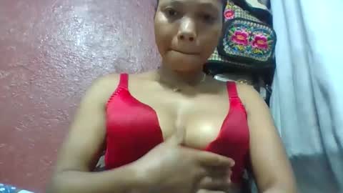 loveinlife750427 online show from 21, 4, 2026
