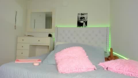 Val online show from 21, 12, 2025