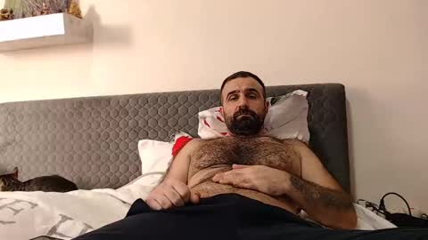 Snapshot of loveivat80 chatting on 5, 2, 2025 loveivat80 online show from 5, 2, 2025