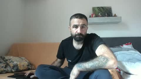 Snapshot of loveivat80 chatting on 12, 10, 2025 loveivat80 online show from 12, 10, 2025