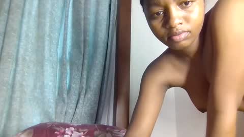 lovelbrownie online show from 24, 11, 2025