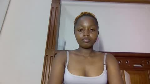 lovelbrownie online show from 5, 1, 2026