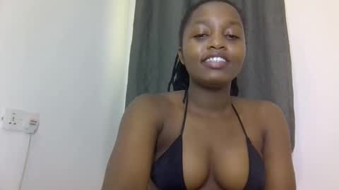 lovelbrownie online show from 27, 4, 2026