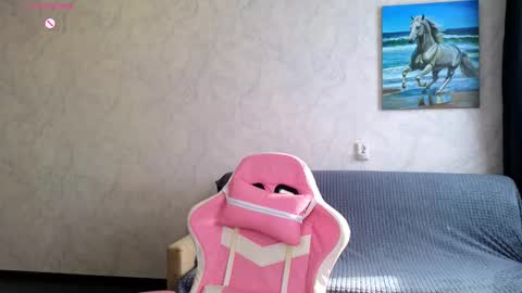 Molly online show from 5, 3, 2026