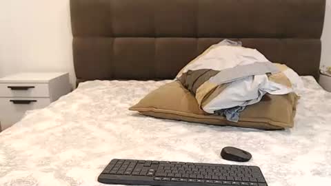 lovellykitty online show from 24, 7, 2026
