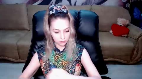 private open online show from 15, 3, 2026