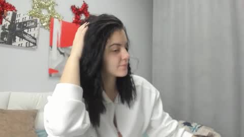 lovely__audrey online show from 14, 12, 2025