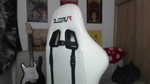 Cassie online show from 2, 1, 2025