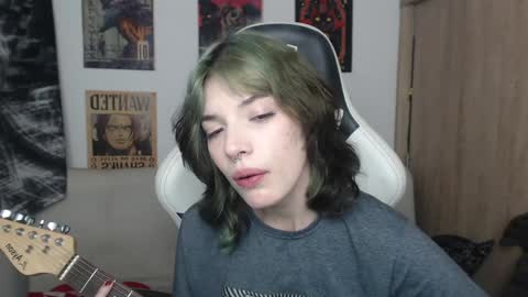 Cassie online show from 24, 1, 2025