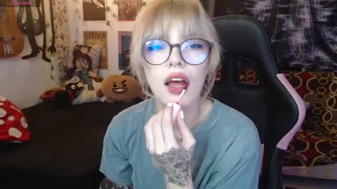 Cassie online show from 25, 6, 2026