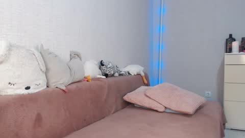 Lovely Hayley online show from 23, 10, 2025