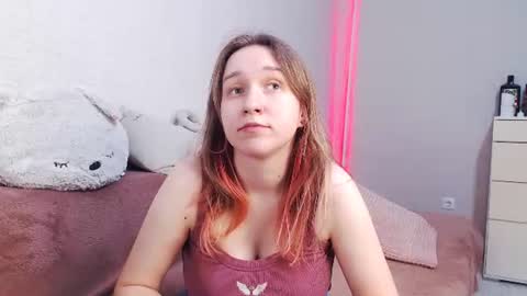 Snapshot of lovely_hayley chatting on 8, 6, 2026 Lovely Hayley online show from 8, 6, 2026